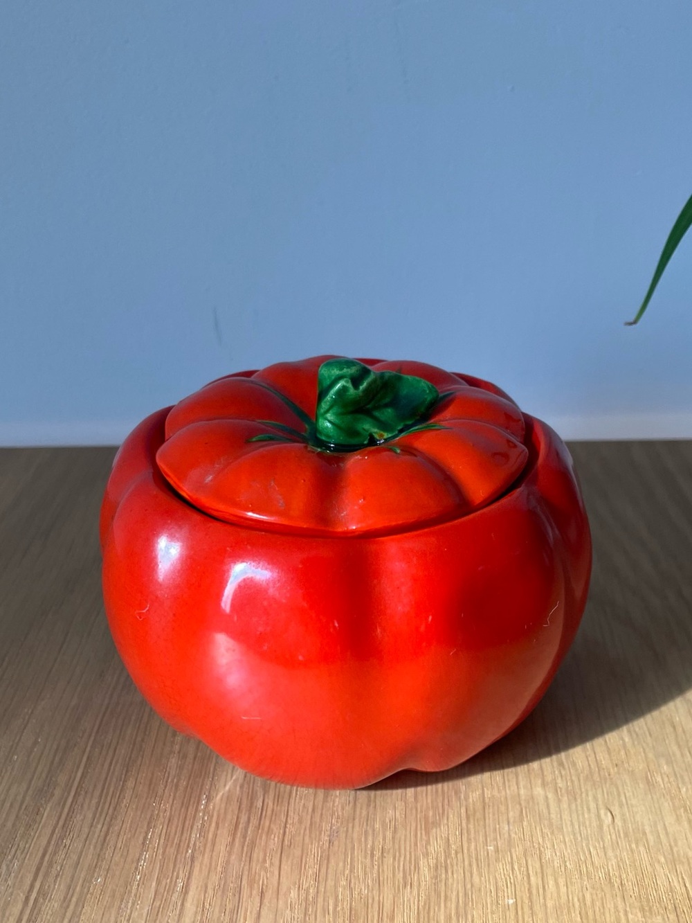 Vintage Maruhon Tomato Lidded Sugar Bowl Condiment Jar 1940s Japan
